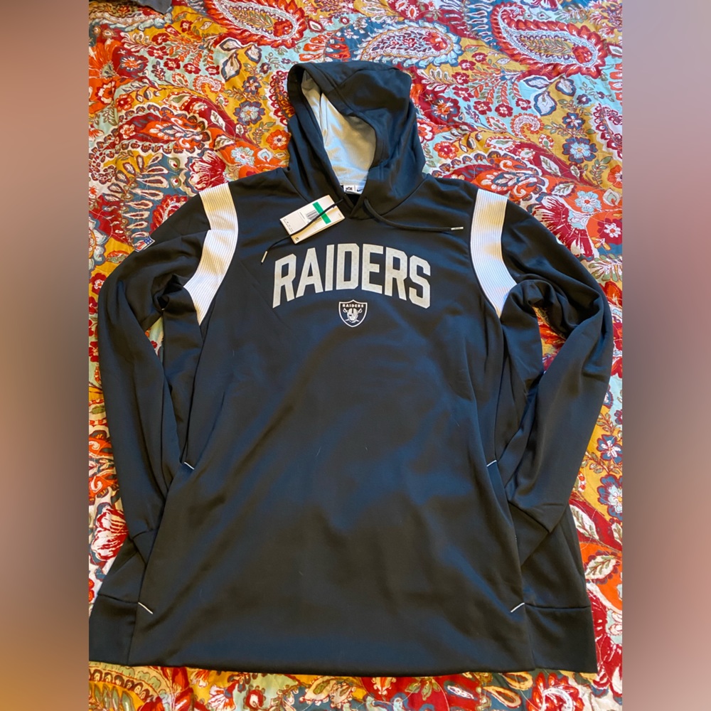 Nikes black Raiders pull over